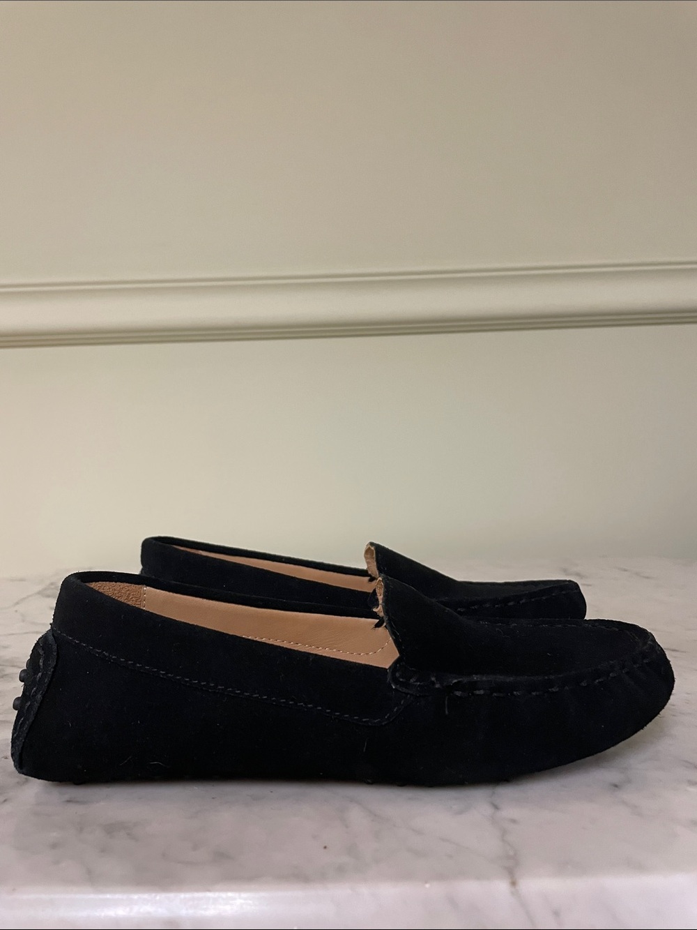 Quince 100% Suede Driver Loafer - Size 6
